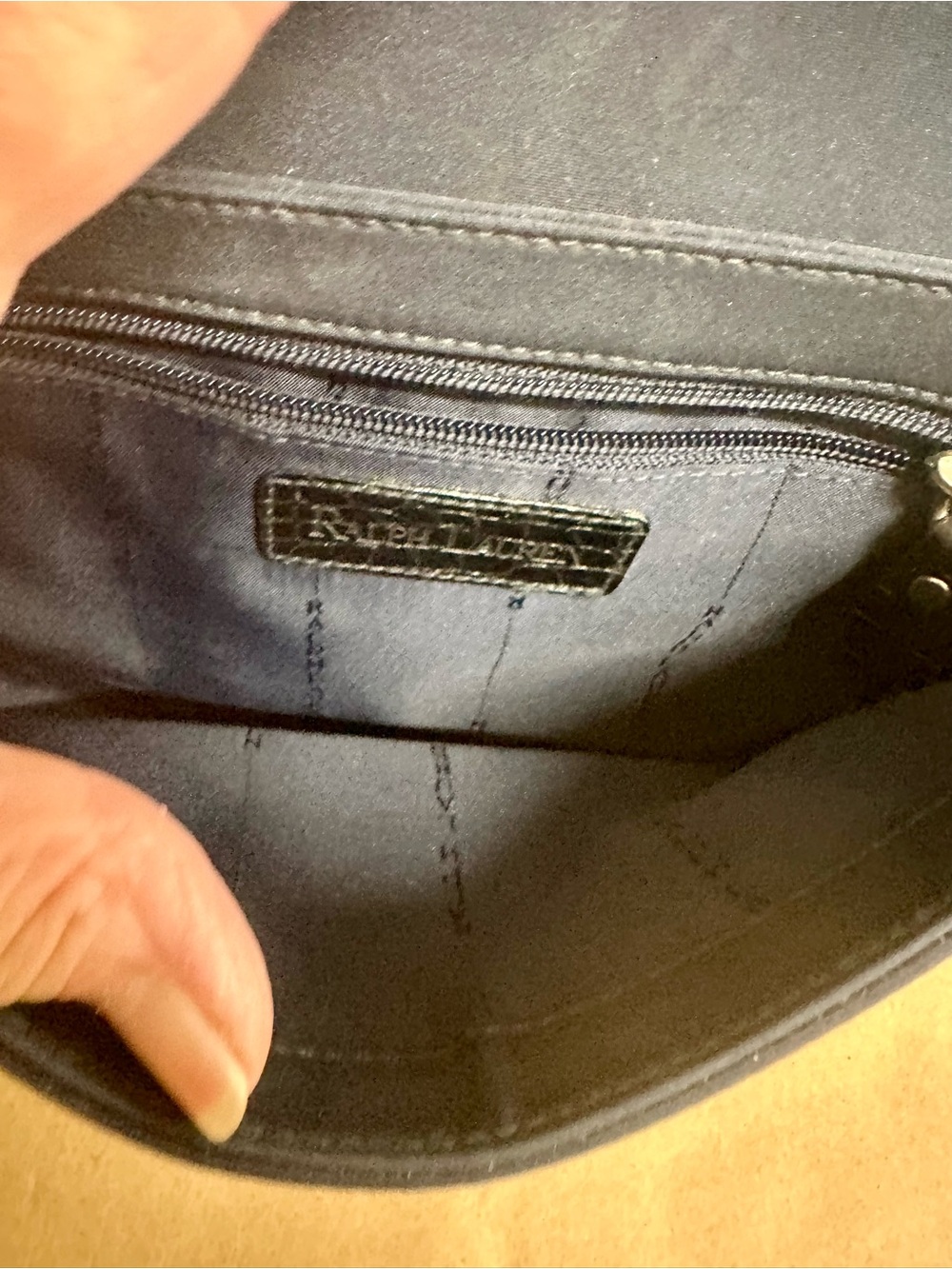 Croc-Embossed Navy Shoulder Bag - Picture 3 of 7